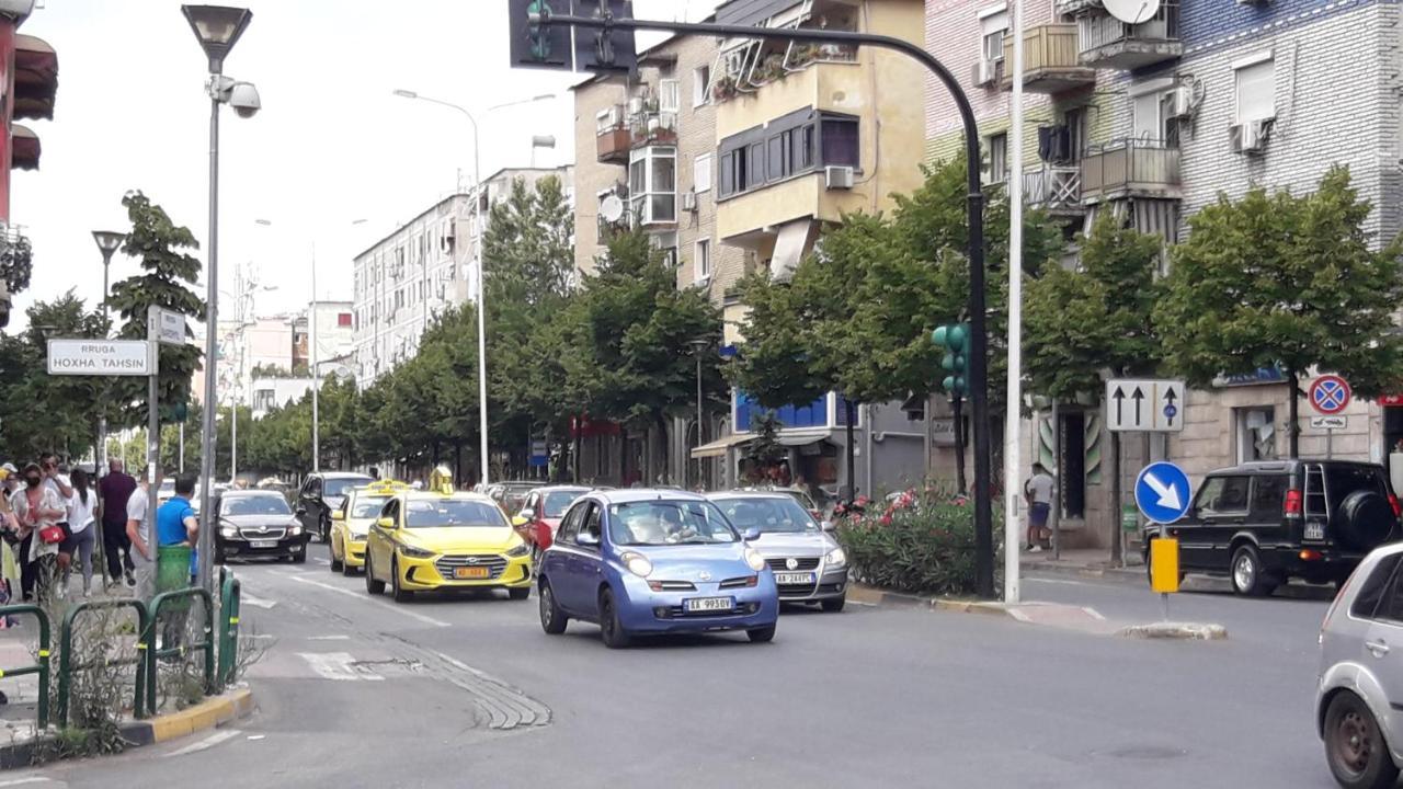 Tirana City Center Apartment Exterior photo